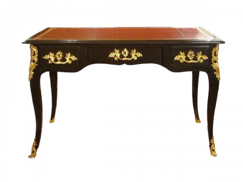 Bureau plat en laque d'époque Louis XV