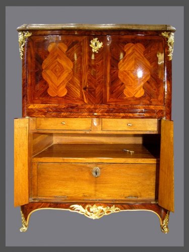 XVIIIe siècle - Secrétaire en armoire attribué à Pierre II MIGEON