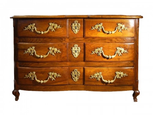 Commode en noyer d'époque XVIIIe siècle