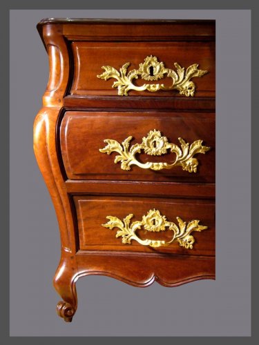 Mobilier Commode - Commode de port bordelaise d'époque Louis XV