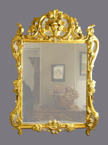 Miroir provençal en bois doré d'époque Louis XV
