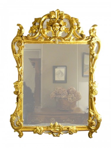 Miroir provençal en bois doré d'époque Louis XV