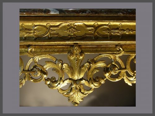 Table à gibier en bois doré d'époque de la Régence - Mobilier Style Régence
