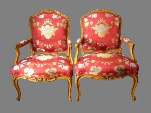 Paire de fauteuils "à la reine" estampillés M. CRESSON d'époque Louis XV