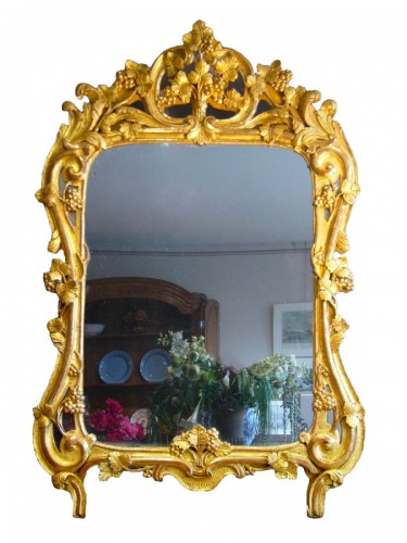 Miroir provençal en bois doré d'époque Louis XV
