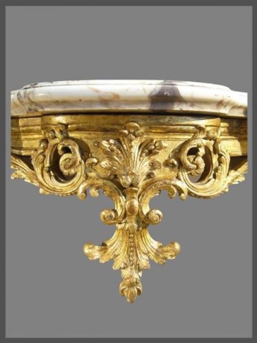 Console en bois sculpté et doré d'époque Régence - Mobilier Style Régence