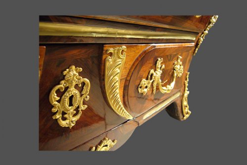 Commode tombeau, Époque Régence - Régence