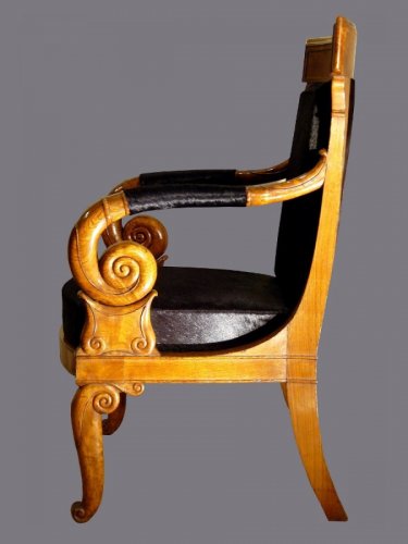 XIXe siècle - Fauteuil à châssis d'époque Restauration