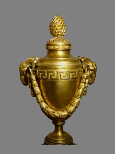 Objet de décoration  - Paire de chenets d'époque Louis XVI attribués à Jean-Louis PRIEUR