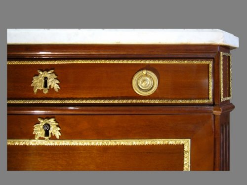 Mobilier Bureau et Secrétaire - Secrétaire de dame en acajou d'époque Louis XVI estampillé Fidelys SCHEY