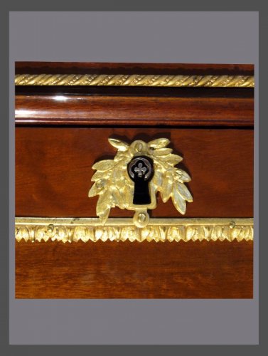 Antiquités - Secrétaire de dame en acajou d'époque Louis XVI estampillé Fidelys SCHEY