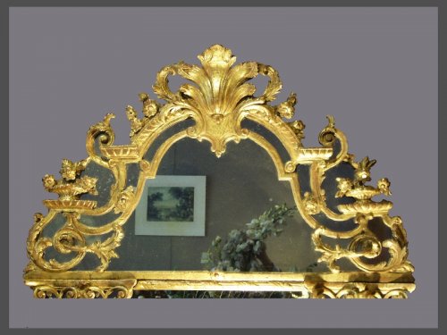 Miroir en bois sculpté et doré d'époque Louis XIV - Antiquités Rigot et Fils