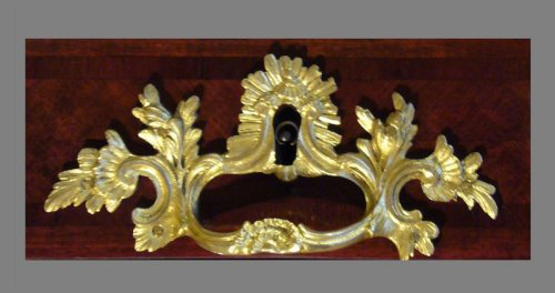 Antiquités - Table console d'époque Louis XV estampillée J.B. HEDOUIN