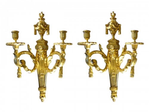 Paire d'appliques d'époque Louis XVI, modèle de Jean Charles Delafosse