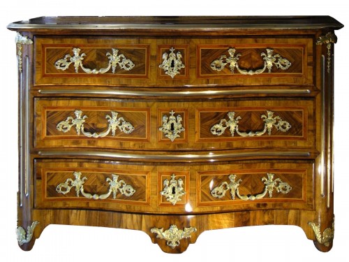 Commode d'époque début XVIIIe siècle attribuée à Thomas Hache