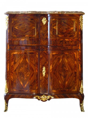 Secrétaire en armoire d'époque Louis XV estampillé Carel et Migeon