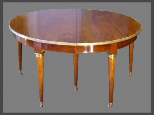 Antiquités - 18th Century  dining Table by Georges JACOB