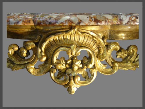 XVIIIe siècle - Table en console en bois doré d'époque Louis XV d'après Contant d'Ivry