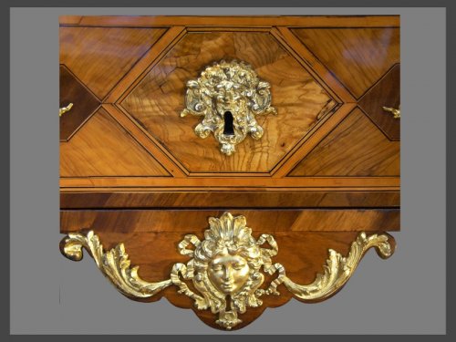 Commode d'époque Louis XIV par Thomas HACHE - Louis XIV