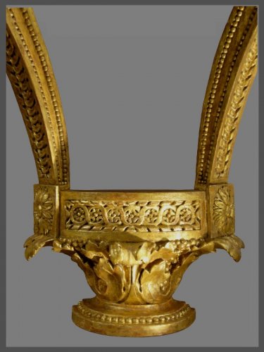 Console en bois sculpté et doré - Le style Louis XVI avant Louis XVI - Antiquités Rigot et Fils