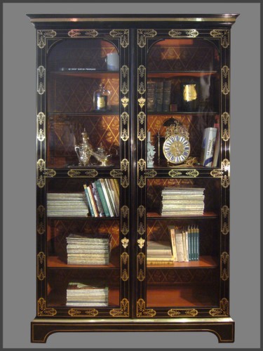 Bibliothèque en armoire d'époque Louis XIV - Mobilier Style Louis XIV