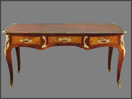 Louis XV ormolu-mounted Desk by CRIARD - Louis XV