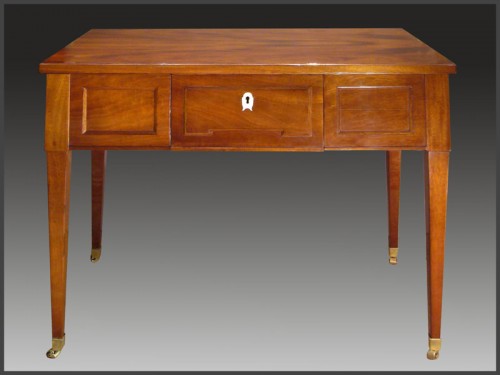 Furniture  - A Mahogany ‘à combinaisons’ Table