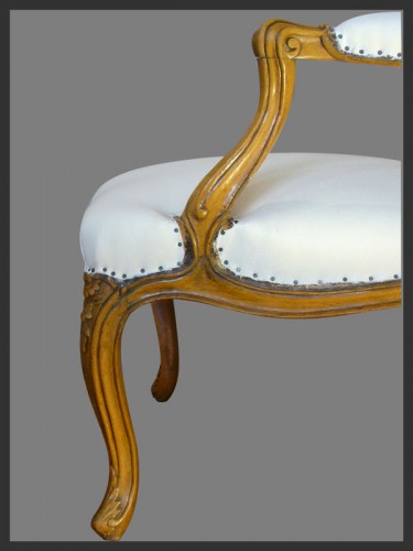 Sièges Fauteuil & Bergère - Paire de fauteuils à la Reine d'époque Louis XV estampillés I.G GOURDIN