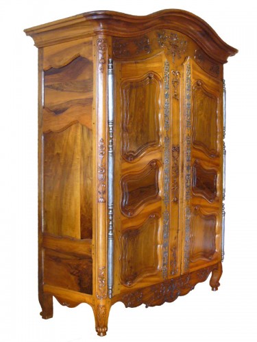 Armoire provençale d'époque seconde moitié du XVIIIe siècle - Mobilier Style Louis XV