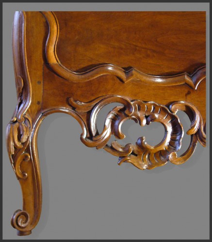 Louis XV - Commode provençale d'époque Louis XV