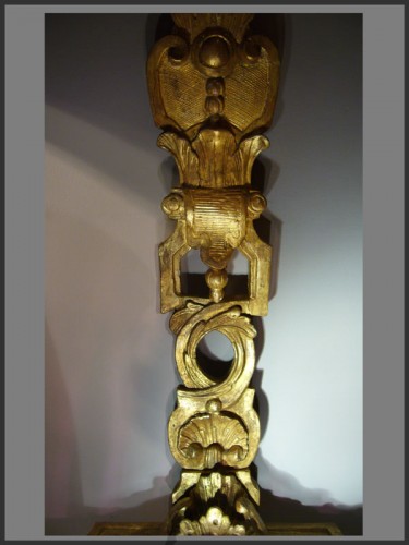 Régence - Console "à balancier" en bois sculpté et doré d'époque Régence