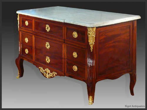 Antiquités - Commode écritoire en acajou et placage d’acajou estampillée RATIE - Epoque XVIII° siè