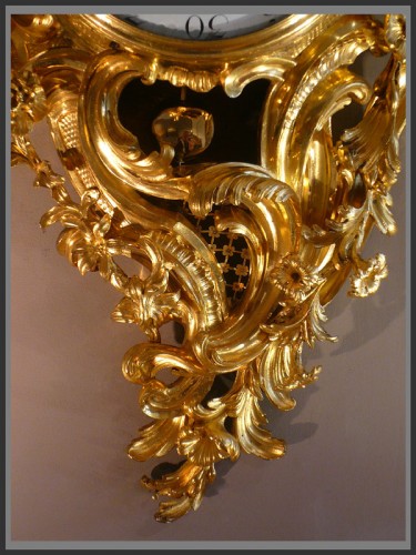 XVIIIe siècle - Cartel d'applique en bronze doré signé AGERON d'époque Louis XV
