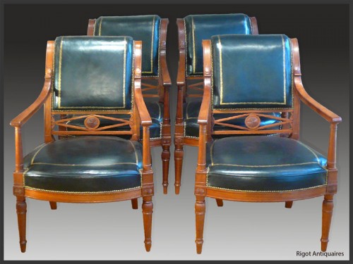 Suite de quatre fauteuils estmpillés JACOB FRERES rue Meslee d'époque Directoire - Sièges Style Directoire