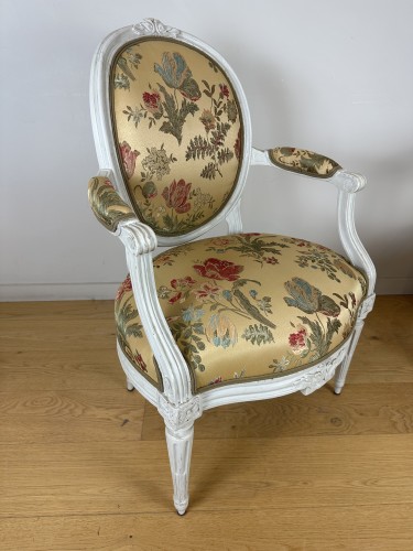 Sièges Fauteuil & Bergère - Paire de fauteuils Louis XVI estampillés OTHON