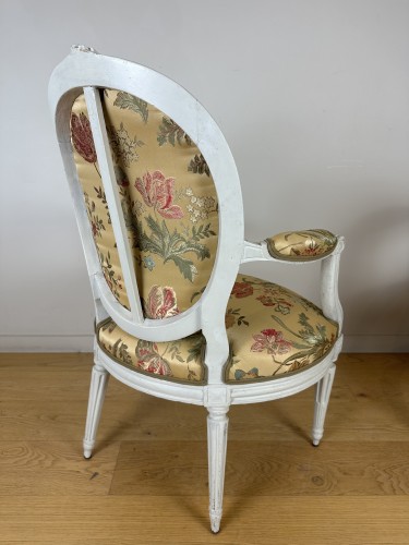 XVIIIe siècle - Paire de fauteuils Louis XVI estampillés OTHON