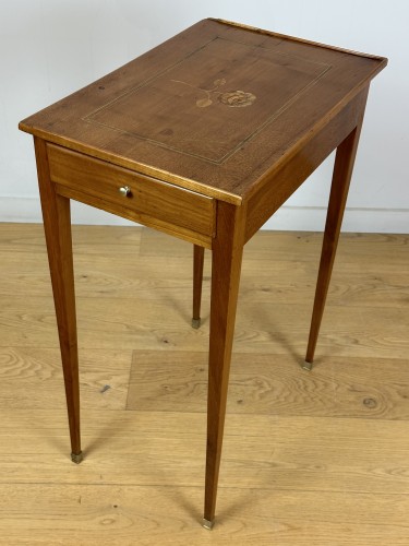 A Neoclassical  Salon table, Circa 1770-1775 - Louis XVI