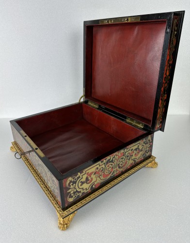 Antiquités - Large Napoléon III case in Boulle marquetry