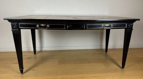 A Louis XVI flat desk late-18th circa 1785-1785 - Furniture Style Louis XVI