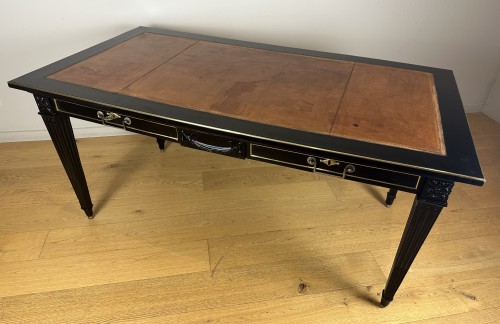 Furniture  - A Louis XVI flat desk late-18th circa 1785-1785
