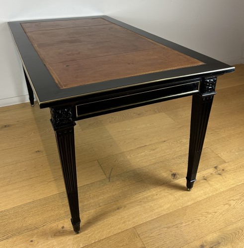 18th century - A Louis XVI flat desk late-18th circa 1785-1785