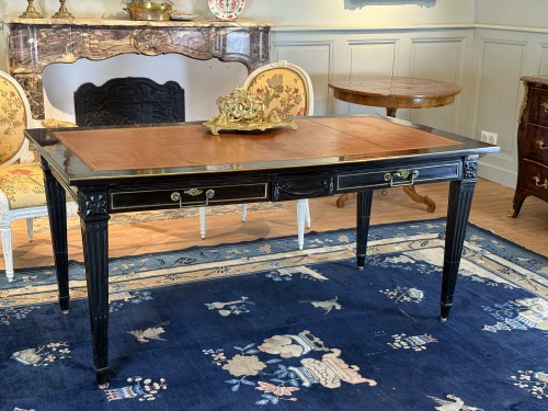 Louis XVI - A Louis XVI flat desk late-18th circa 1785-1785