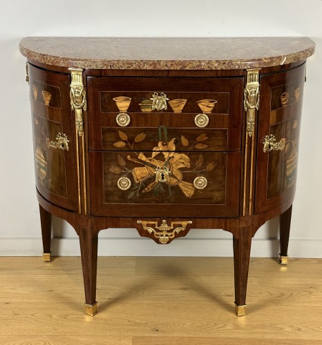 Commode demi-lune d’époque louis XVI estampillée de Fidelys Schey - Mobilier Style Louis XVI