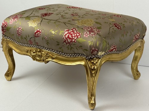 A  Louis XV giltwood stool Stamped Tilliard - 