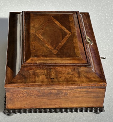 Louis XIV - A Louis XIV travel writing case 