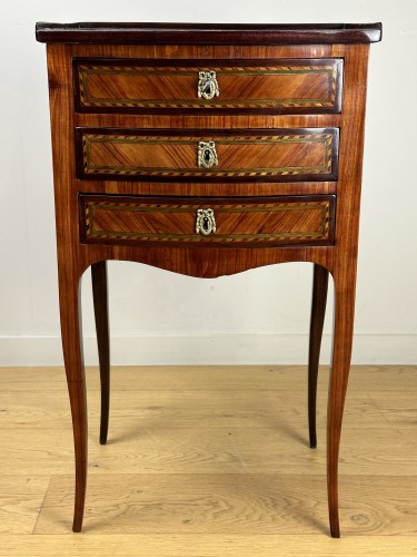 Table chiffonnière d’époque Transition estampillée F.SCHEY - Mobilier Style Transition