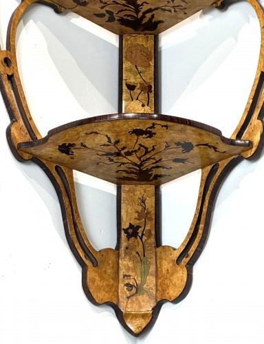 Pair of corner shelves stamped Hache Fils A.Grenoble - Louis XV