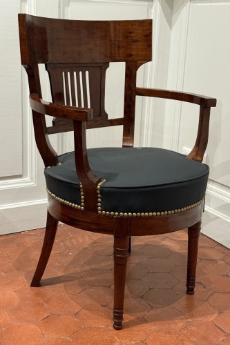 18th century - Jacob Frère - Hémicycle Cabinet Chair, 1795-1800