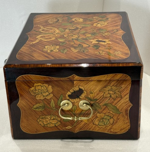 Box by Jean-françois Oeben (1721-1763)  - Objects of Vertu Style Transition