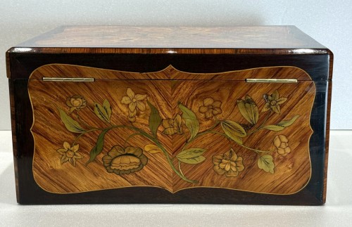 Box by Jean-françois Oeben (1721-1763)  - 